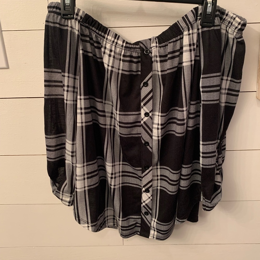 Off shoulder buffalo plaid shirt